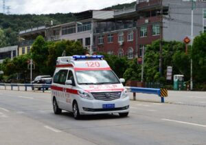 莆田市救护车出租服务：为患者和游客提供安全、高效的医疗交通服务