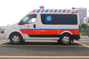 伊犁哈萨克自治州长途救护车转运：关爱生命，专业救援？